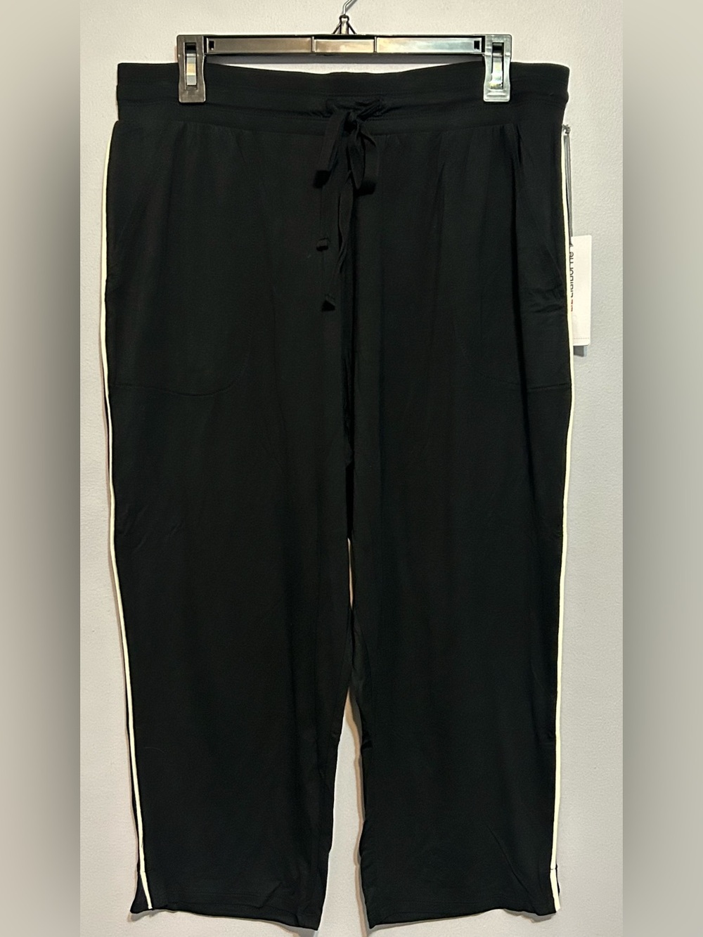 Liz Claiborne Sleep Pants with Cooling Technology